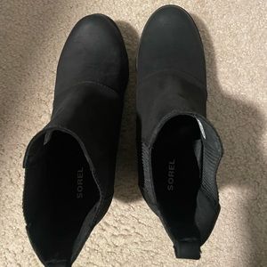 Great Sorel water proof wedge booties